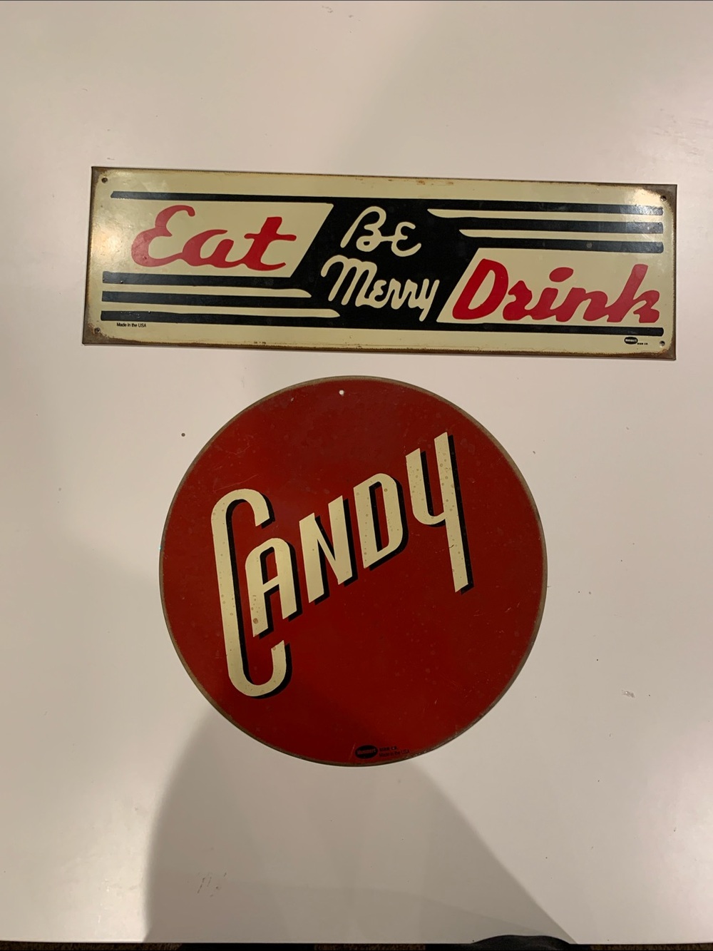 Set of 2 rustic metal signs